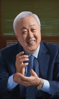 이행명 명인제약 회장, 두 딸·재단에 106만주 증여