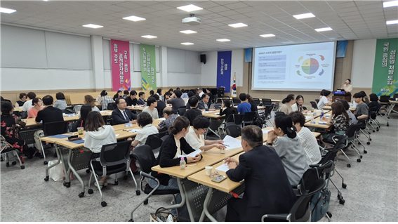 서울시약 첫 '약사정책 최고위 과정' 마무리…55명 수료