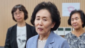 수가협상장 찾은 권영희 회장..."약국 어려움 반영 절실"